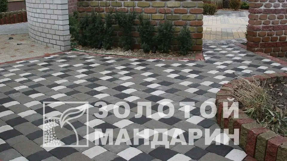 Стара площа 6 см, білий. Золотий Мандарин.