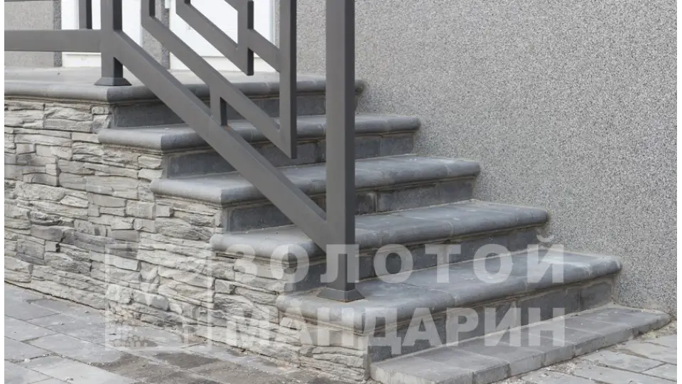 Сходина кутова 370х370х20, гранж. Золотий Мандарин. Шліфована поверхня